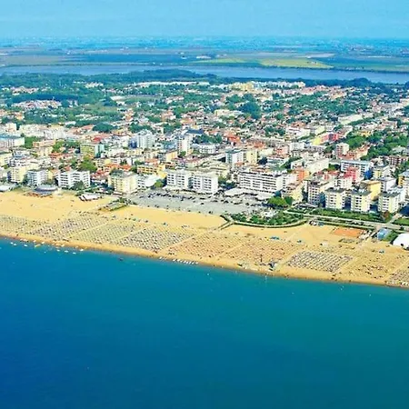 Great Apartment In Central Location Near The Beach 아파트 비비오네