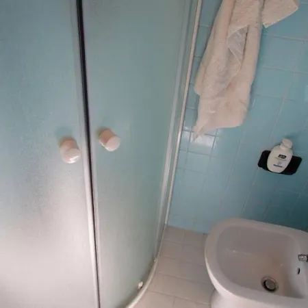 아파트 Great Apartment In Central Location Near The Beach *